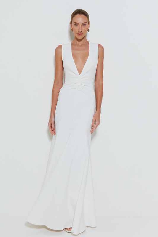 VESTIDO LONGO COM DECOTE V PROFUNDO E SAIA AMPLA OFF WHITE