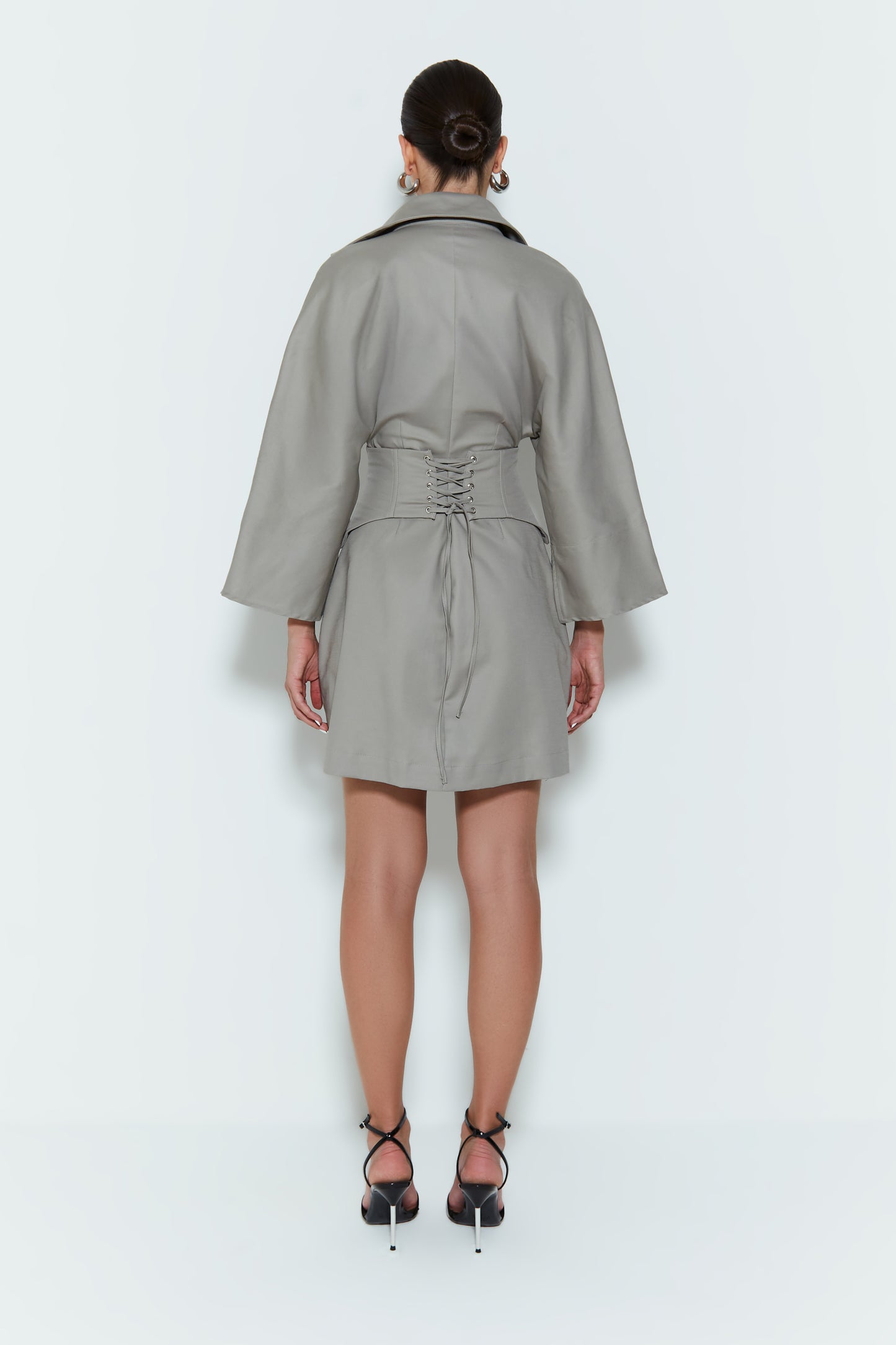 VESTIDO MIDI CAMISA COM DECOTE V CINZA