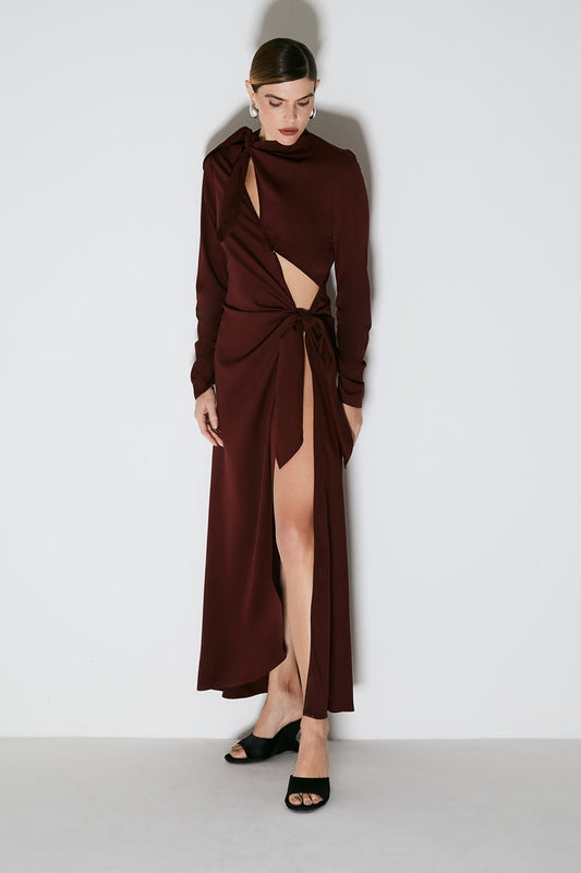 VESTIDO LONGO COM AMARRACAO LATERAL E PESCOCO VINHO