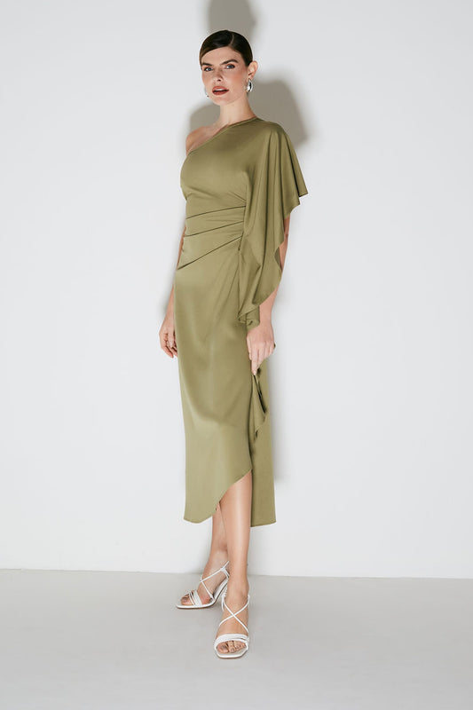 VESTIDO MIDI COM UMA MANGA DRAPEADA VERDE PINHEIRO