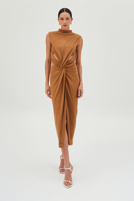 VESTIDO MIDI COM TORCAO FRONTAL E ABERTURA COSTAS MARROM CHOCOLATE