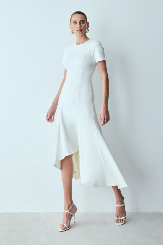 VESTIDO MIDI BARRA AMPLA ASSIMETRICA E RECORTES OFF WHITE