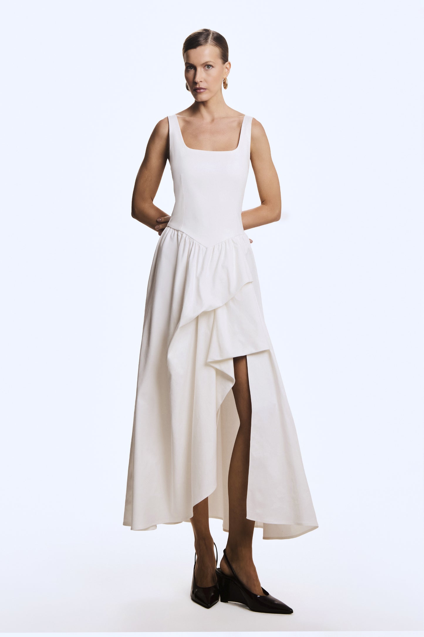 VESTIDO MIDI COM DRAPEADO ASSIMETRICO FRONTAL OFF WHITE