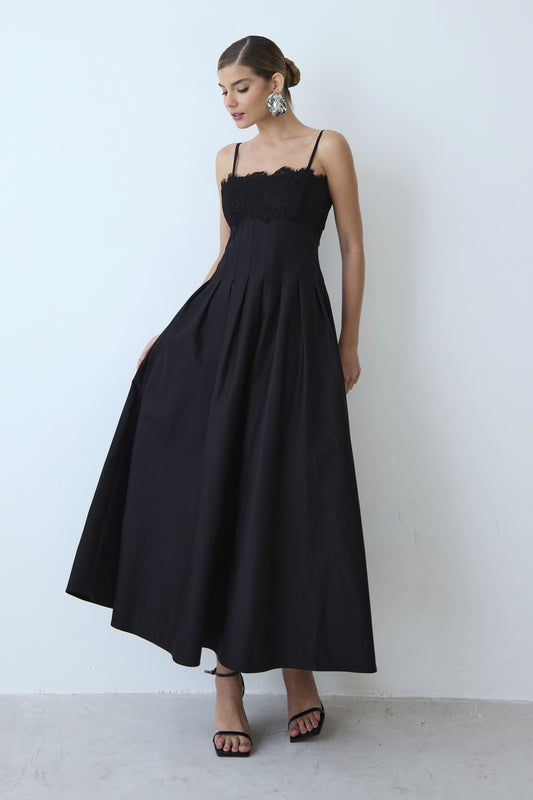 VESTIDO MIDI RECORTES PESPONTADOS CINTURA RENDA BUSTO PRETO