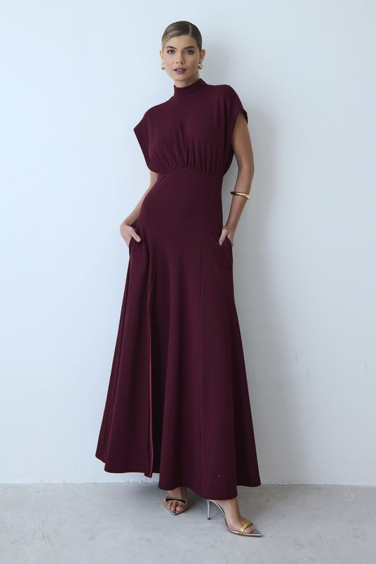 VESTIDO MIDI GOLA ALTA MANGA AMPLA ACINTURADO VINHO