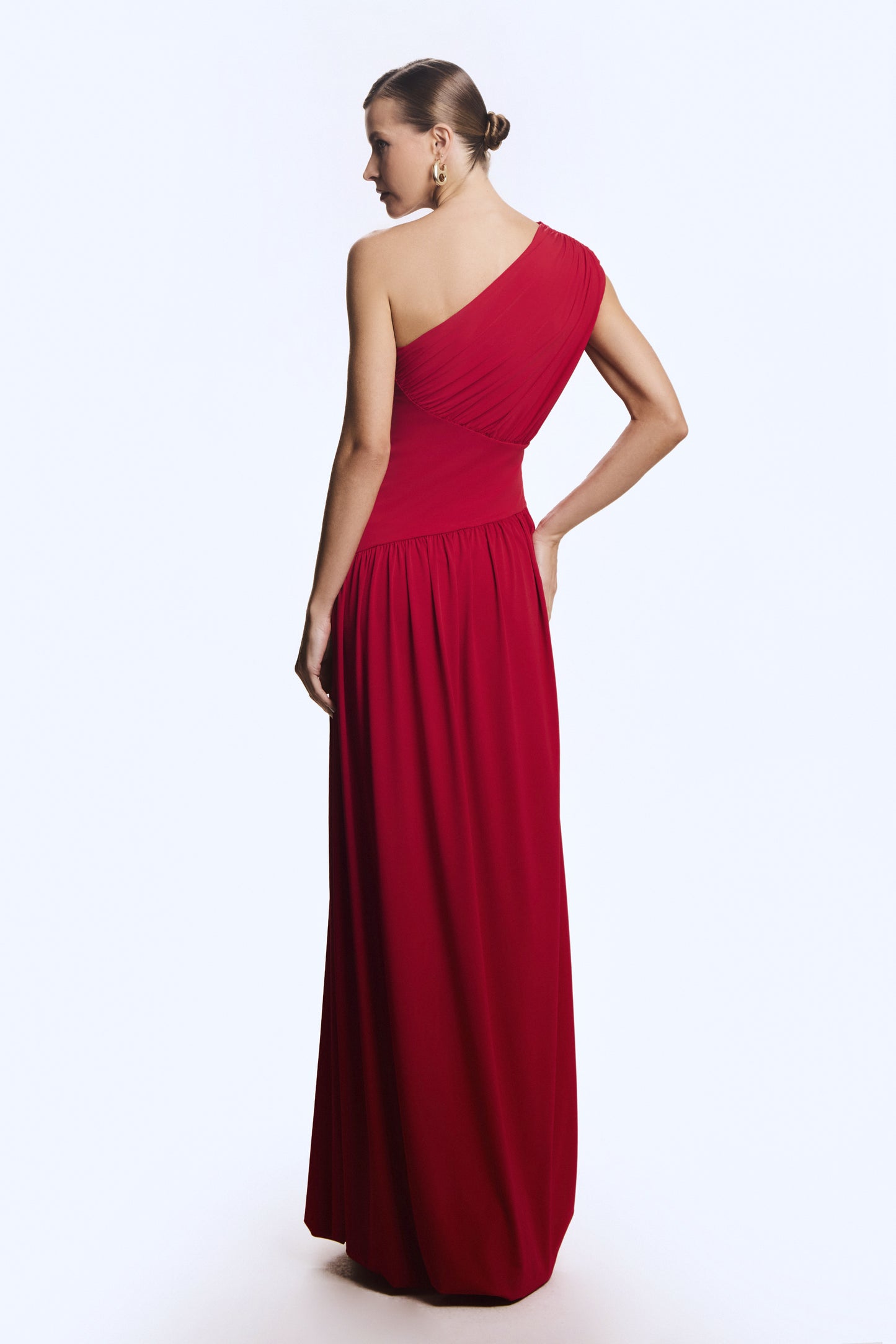 VESTIDO MIDI UM OMBRO BARRA BALONE ASSIMETRICA VERMELHO