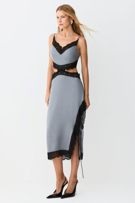 VESTIDO MIDI AMARRACAO LATERAL PERNA E COSTAS CINZA CONCRETO