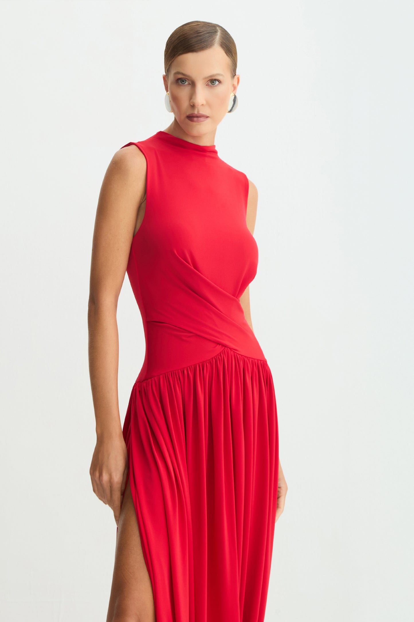 VESTIDO MIDI SAIA BALONE COM TRANSPASSE E ABERTURA VERMELHO