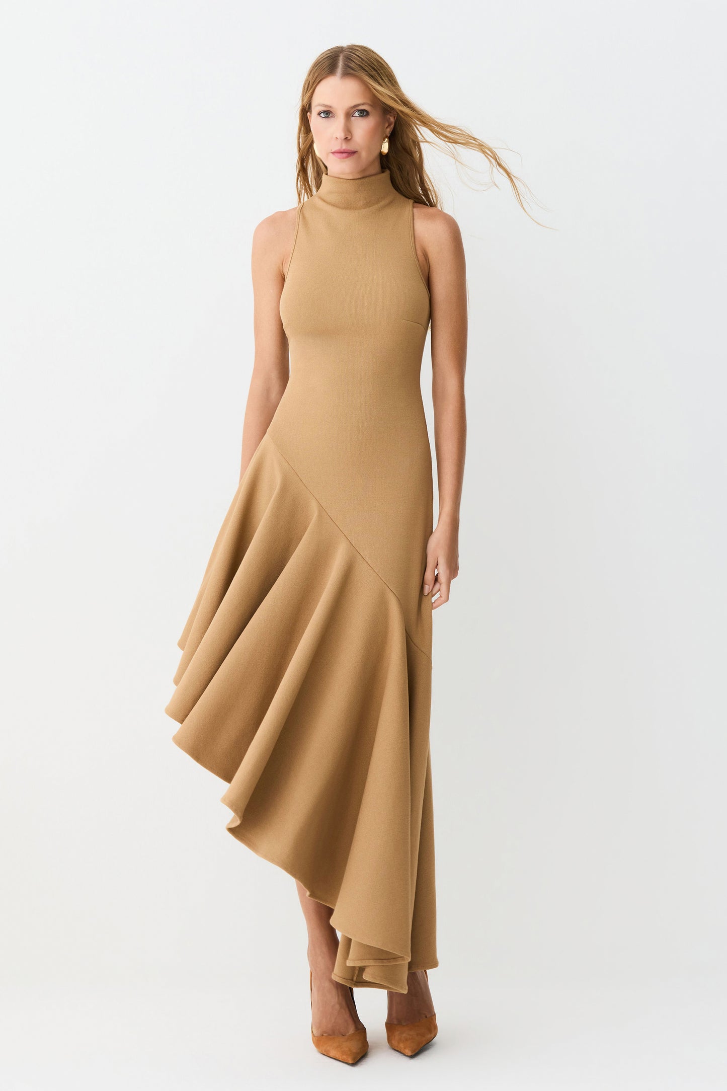 VESTIDO MIDI GOLA ALTA BARRA ASSIMETRICA COM VOLUME KAKI