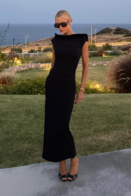 VESTIDO MIDI DECOTE U COSTAS ESTRUTURADO PRETO