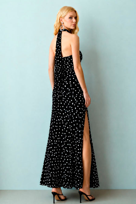 VESTIDO MIDI FRENTE UNICA COM AMARRACO POA PRETO COM BRANCO
