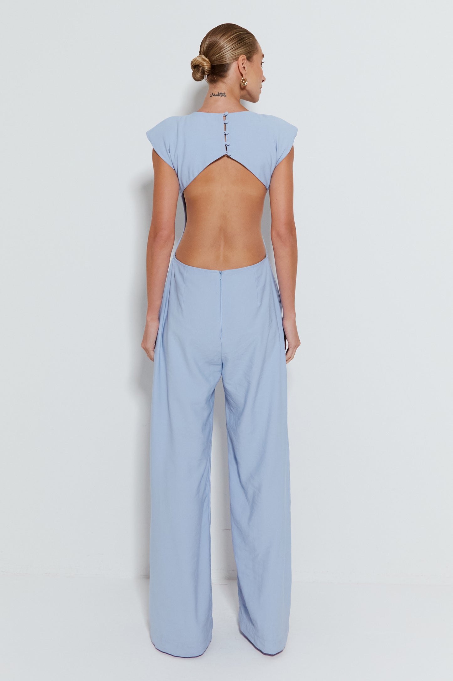 MACACAO COM OMBREIRAS E ABERTURA NAS COSTAS AZUL CINDER