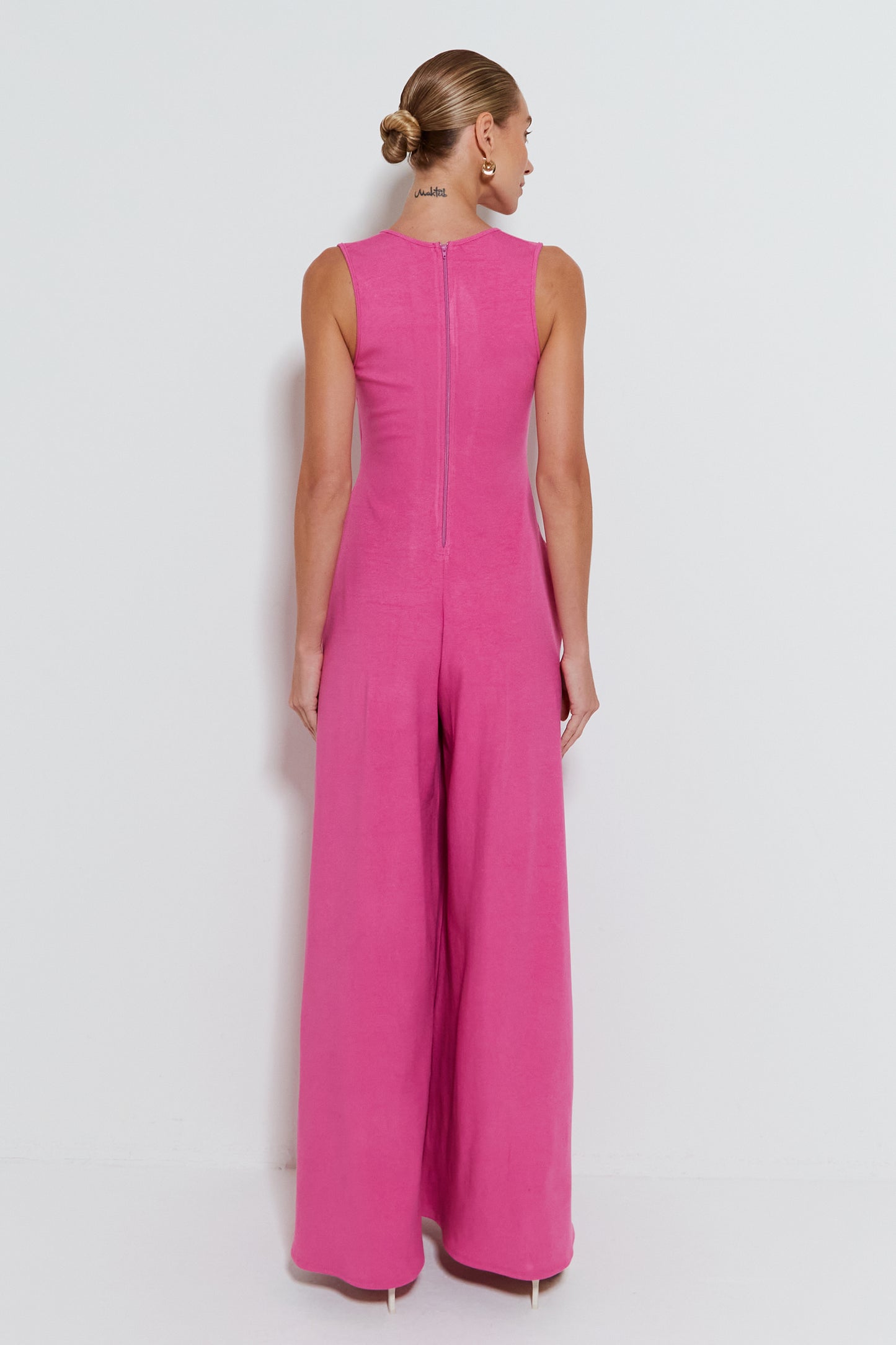 MACACAO MANGA CURTA COM DECOTE PROFUNDO E BARRA AMPLA ROSA HIBISCO