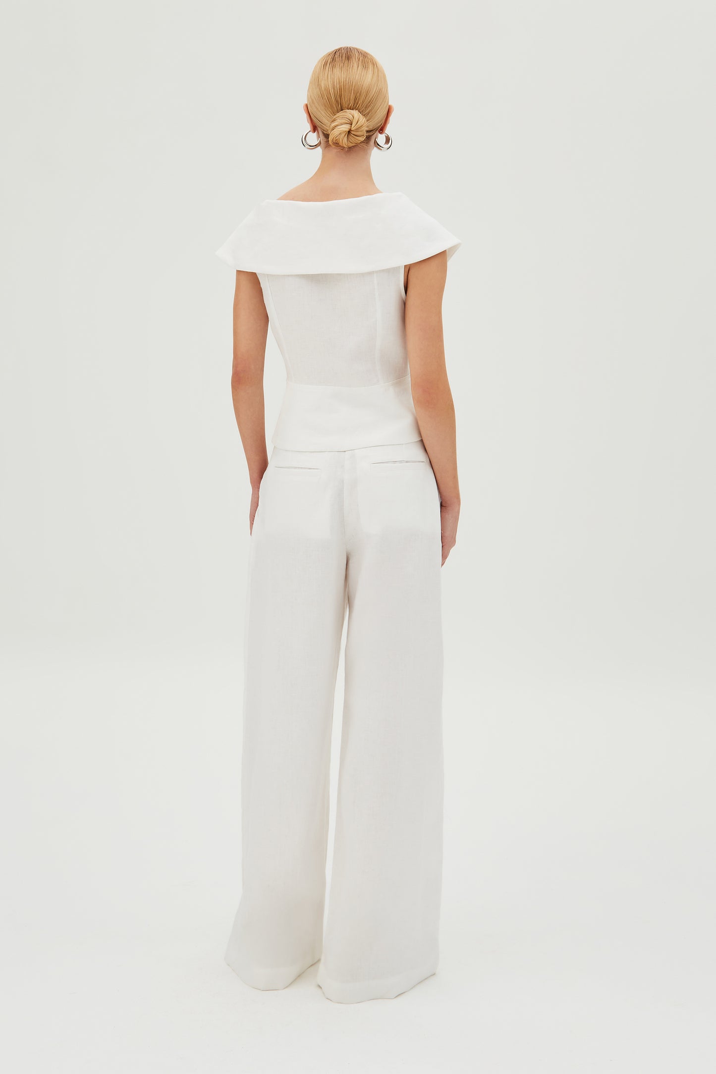 CALÇA PANTALONA ALFAIATARIA COM PREGAS FRONTAIS BRANCO