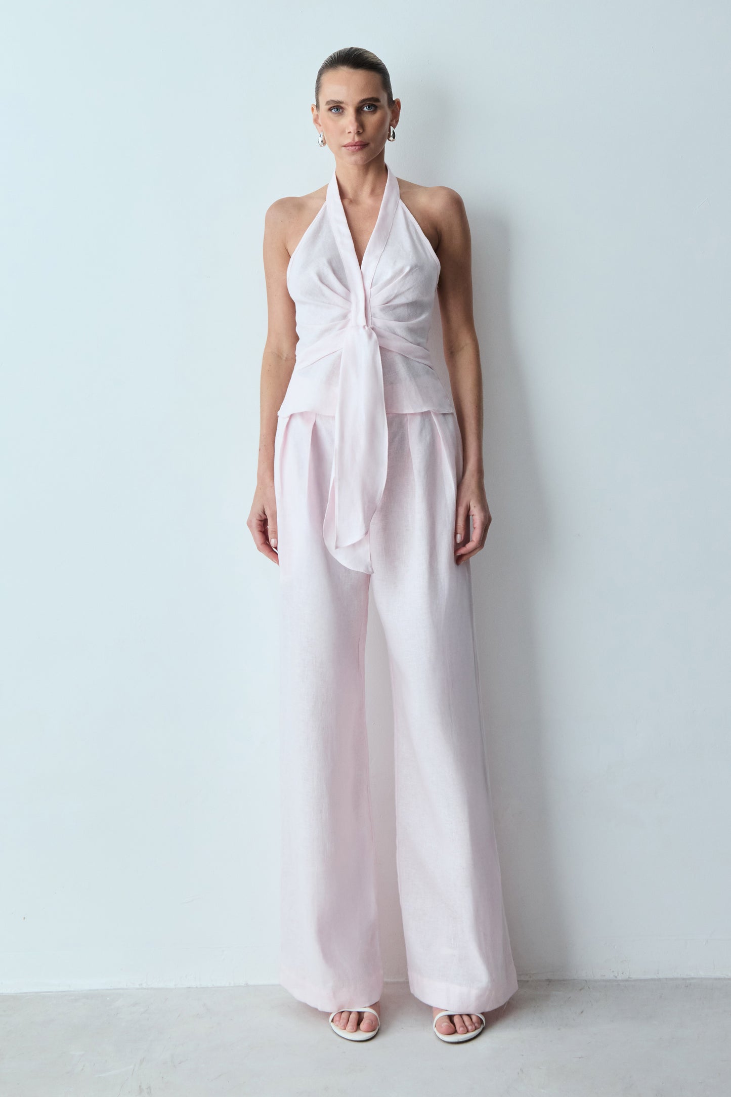 BLUSA FRENTE UNICA COM PREGAS E AMARRACAO FRENTE ROSA CELESTIAL