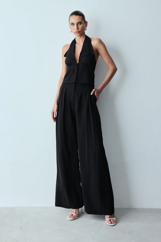 CALCA PANTALONA FLUIDA COM DUAS PREGAS FRENTE PRETO