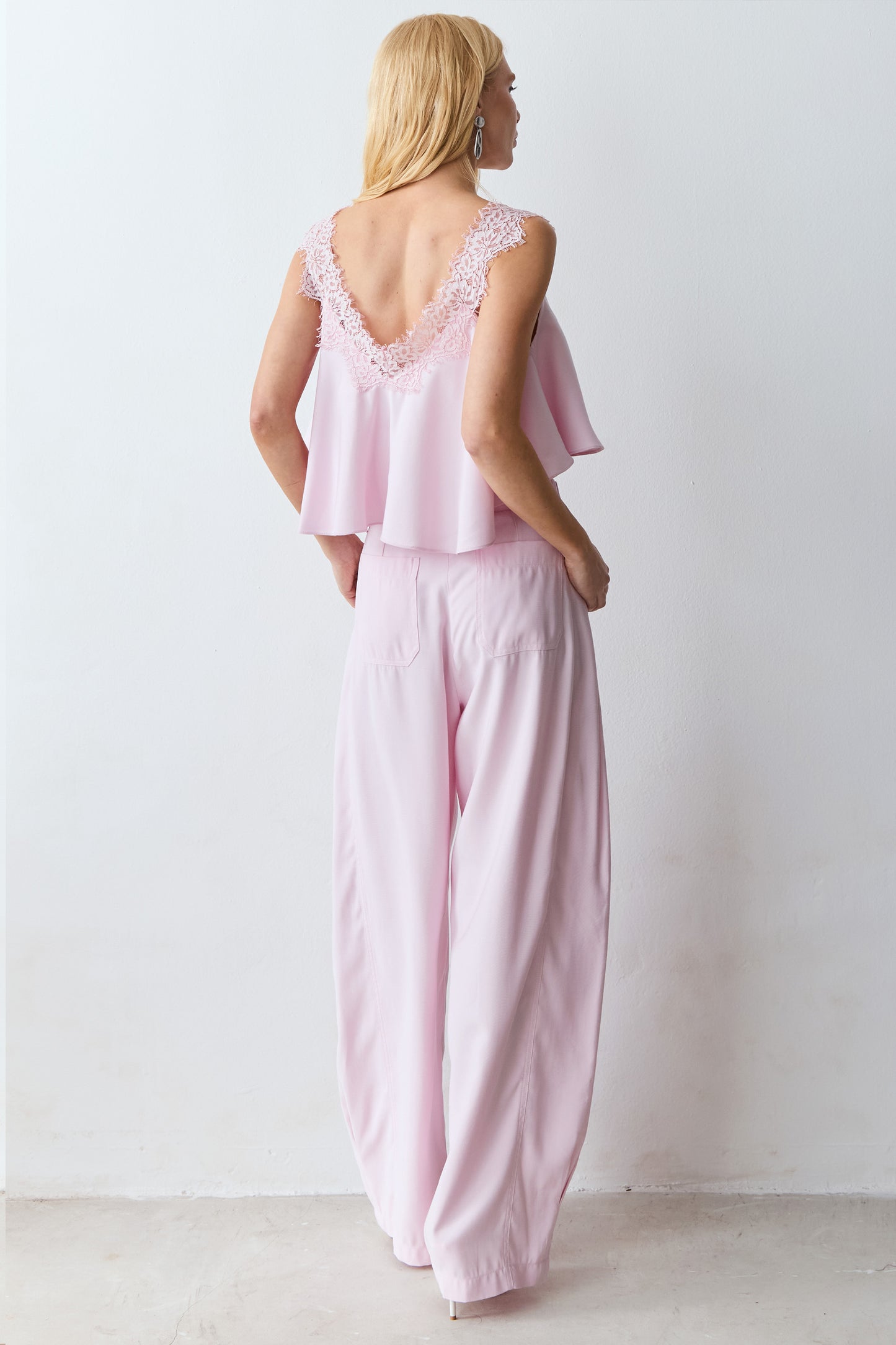 CALCA BAGGY COM DETALHE LATERAL COS ROSA BEBE