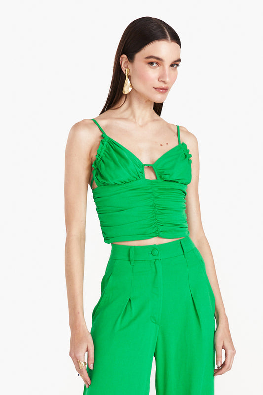 CROPPED DE ALÇA FINA COM FRANZIDO NO BUSTO VERDE JASMIN