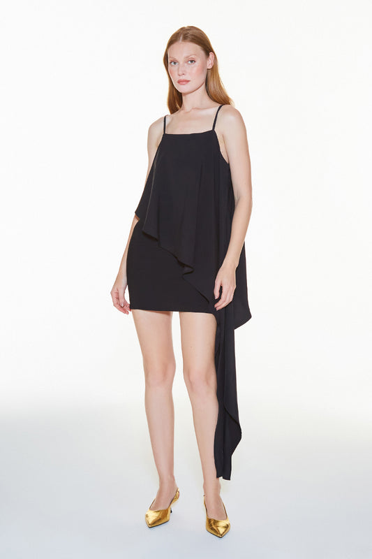 BLUSA DE ALCA ASSIMETRICA COM FENDA PRETO