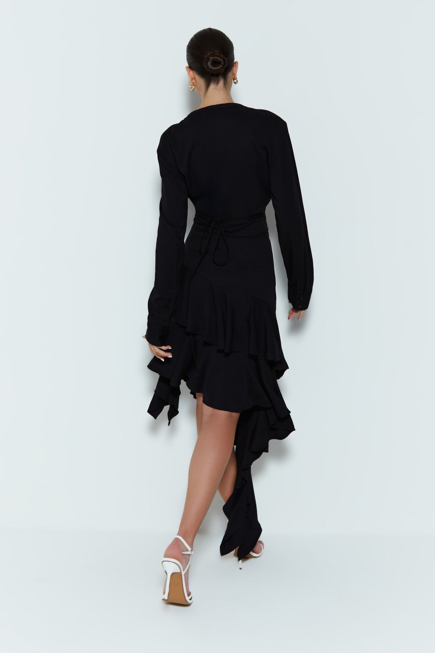 BLUSA MANGA LONGA COM FRANZIDO E AMARRACAO PRETO