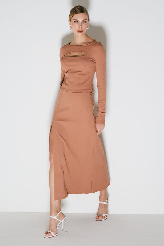 SAIA MIDI COM ELASTICO NO COS E FENDA FRONTAL MOCHA MOUSSE