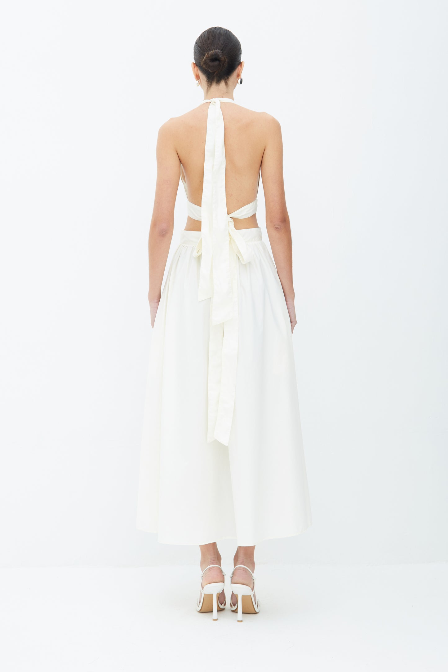 SAIA MIDI AMPLA COM BOTOES FRONTAL CREME