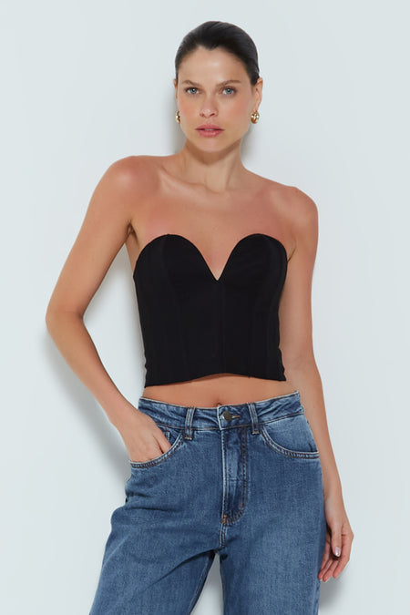 CROPPED TOMARA QUE CAIA COM DECOTE CORAÇÃO PRETO