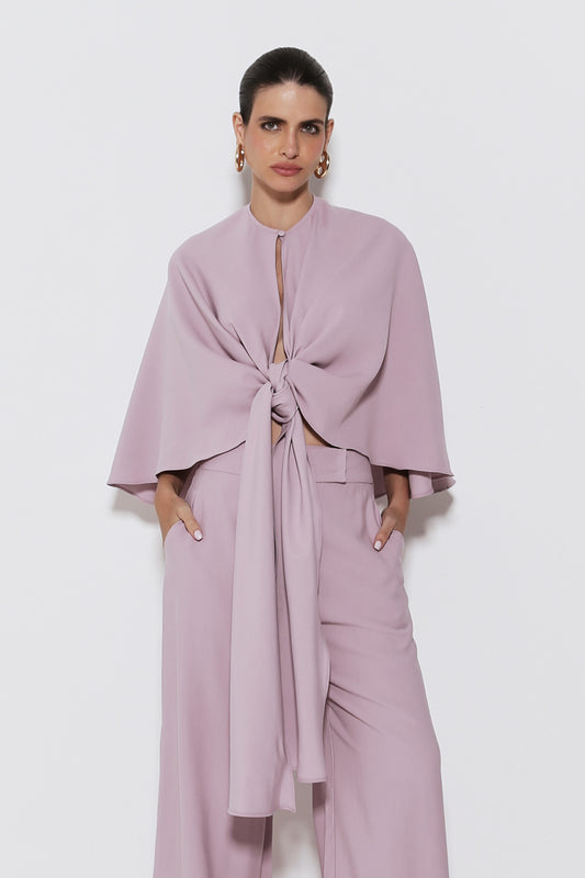 CAPA FLUIDA COM MANGAS AMPLAS E ABERTURA LILAC