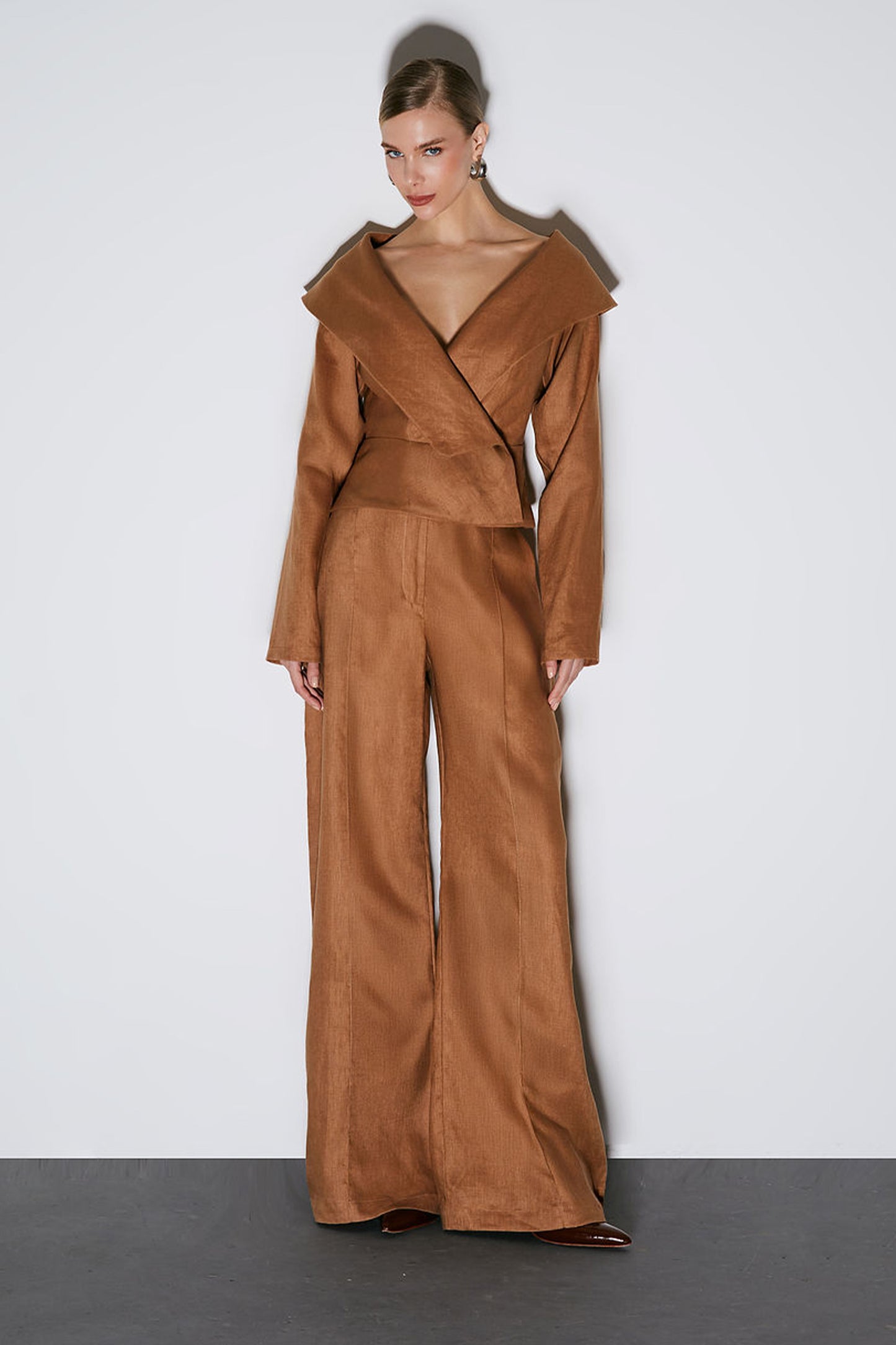 BLAZER LONGO MAXI GOLA OMBRO A OMBRO CARAMELO