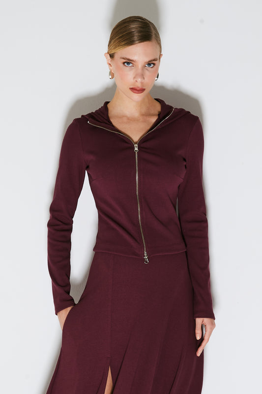 BLUSA MANGA LONGA COM ZIPER DE METAL FRONTAL E CAPUZ VINHO