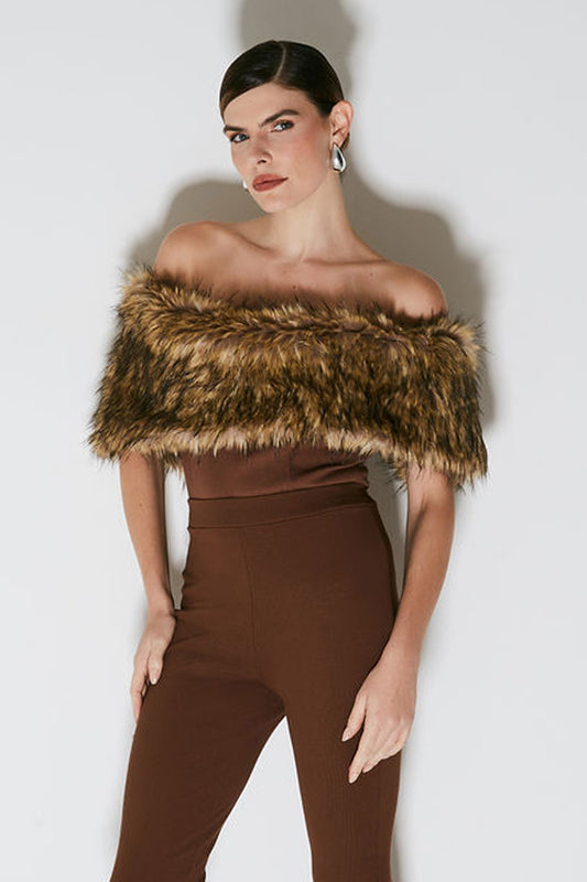 BODY OMBRO A OMRBO COM PELO MARROM