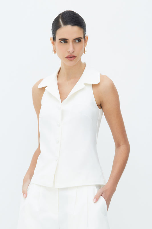 BLUSA SEM MANGA COM BOTOES FRONTAL E FIVELA COSTAS OFF WHITE