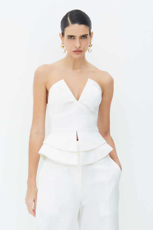 CROPPED TOMARA QUE CAIA ESTRUTURADO RECORTE BUSTO E BARRA OFF WHITE