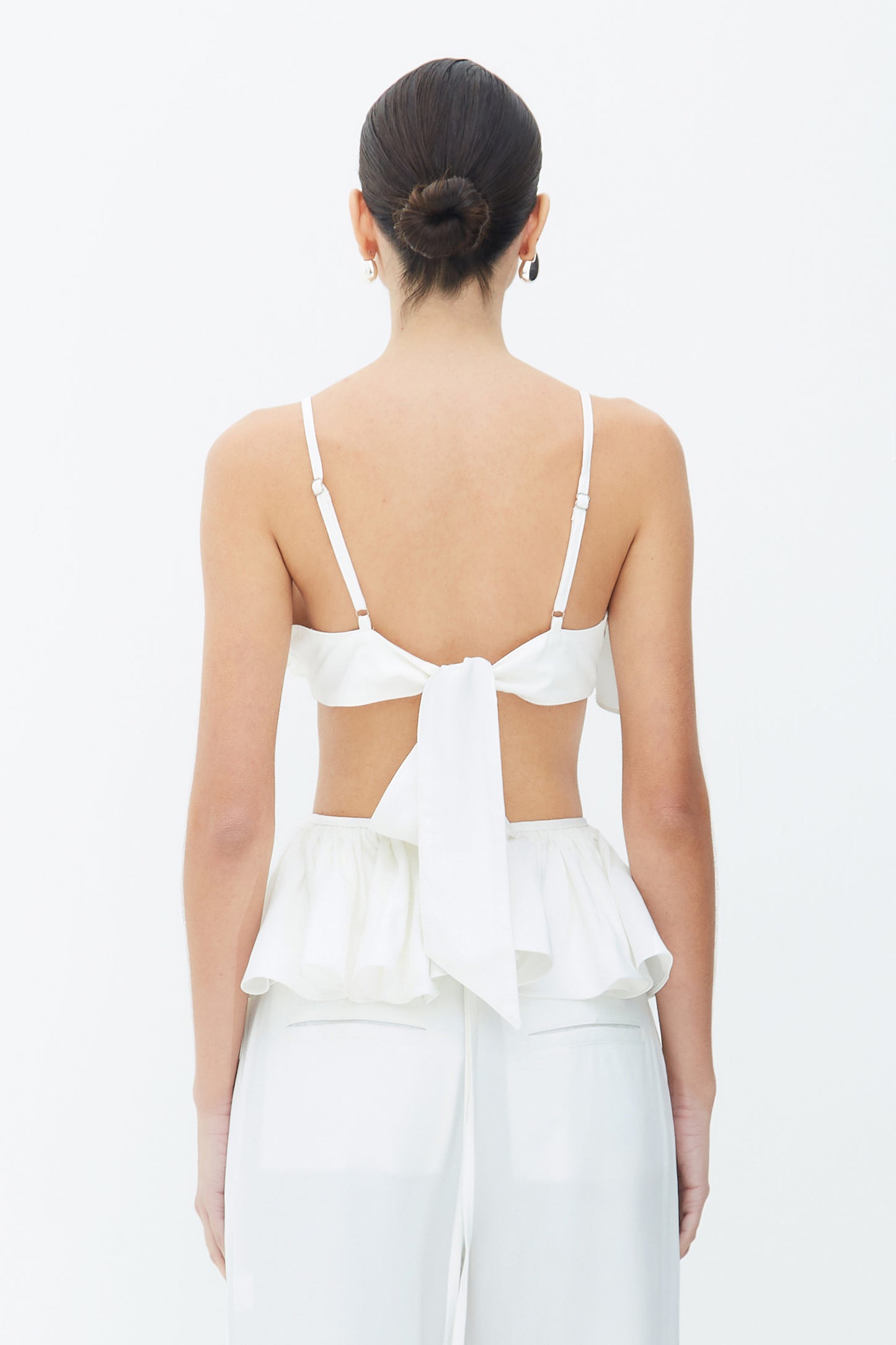 BLUSA DE ALCA COM BABADOS OFF WHITE