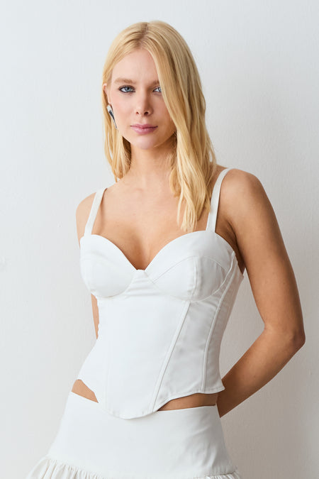 CROPPED DE ALCA RECORTE DECOTE E BARBATANAS OFF WHITE