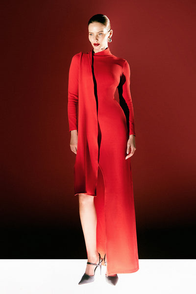 VESTIDO LONGO FENDA LATERAL COM FAIXA VERMELHO