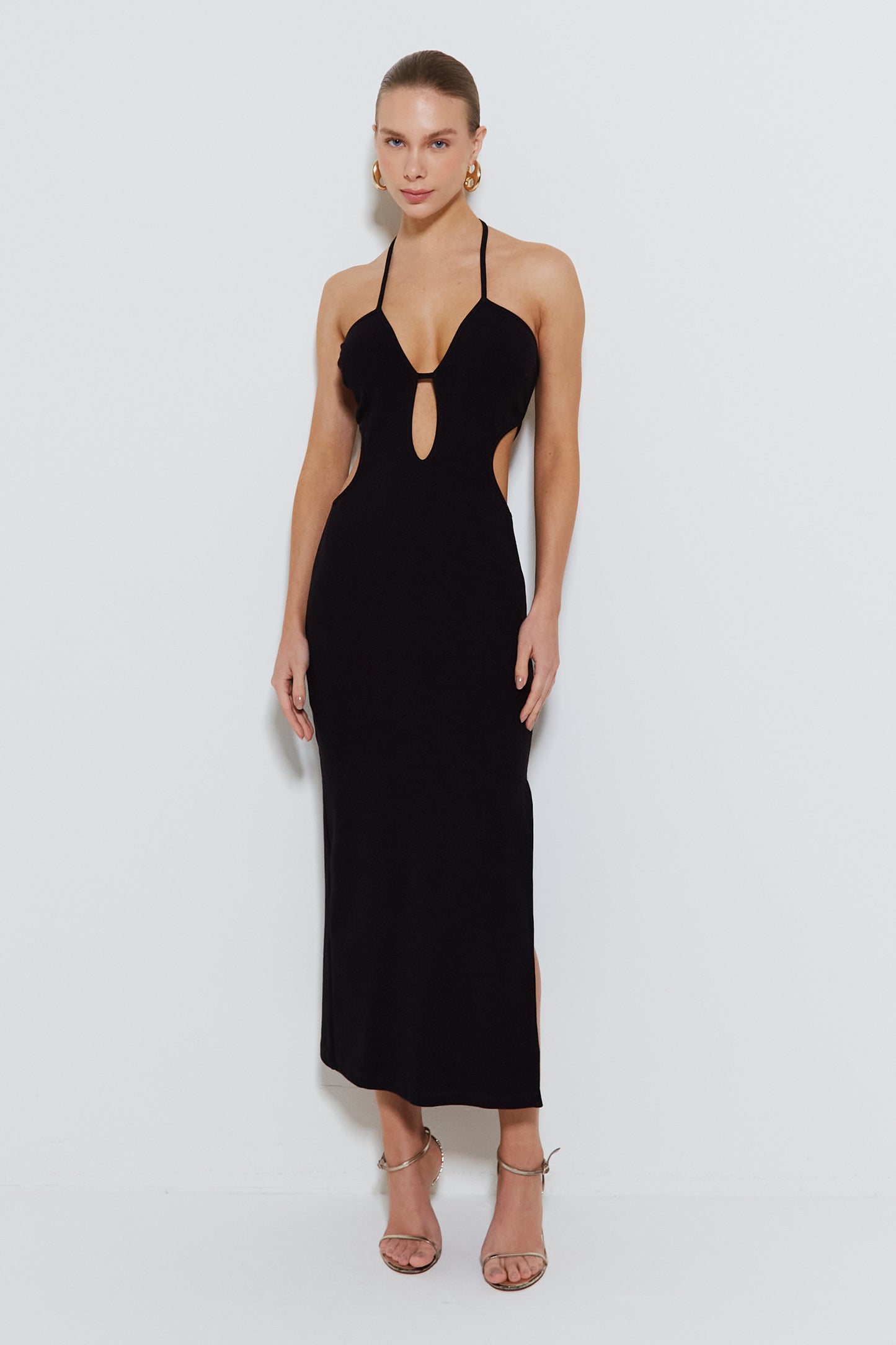VESTIDO MIDI COM RECORTES NA CINTURA E AMARRAÇÃO PRETO