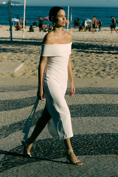 VESTIDO MIDI OMBRO A OMBRO COM AMARRAÇÃO NAS COSTAS OFF WHITE