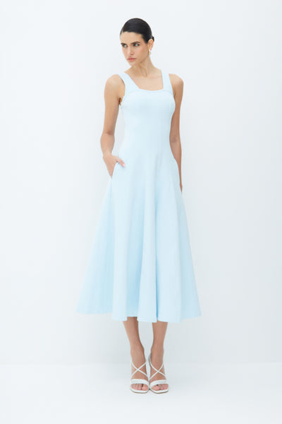 VESTIDO MIDI COM FRISOS ALCAS LARGAS E BARRA AMPLA AZUL POLAR