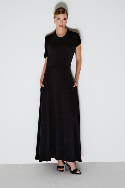 VESTIDO LONGO COM ABERTURA ASSIMETRICA NAS COSTAS PRETO
