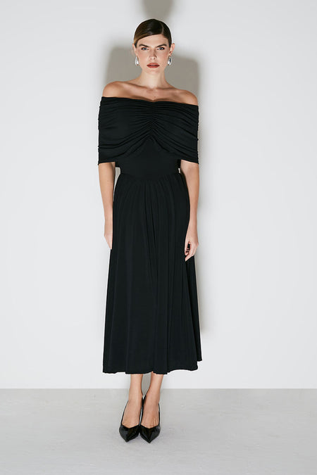 VESTIDO MIDI OMBRO A OMBRO COM DRAPEADOS PRETO