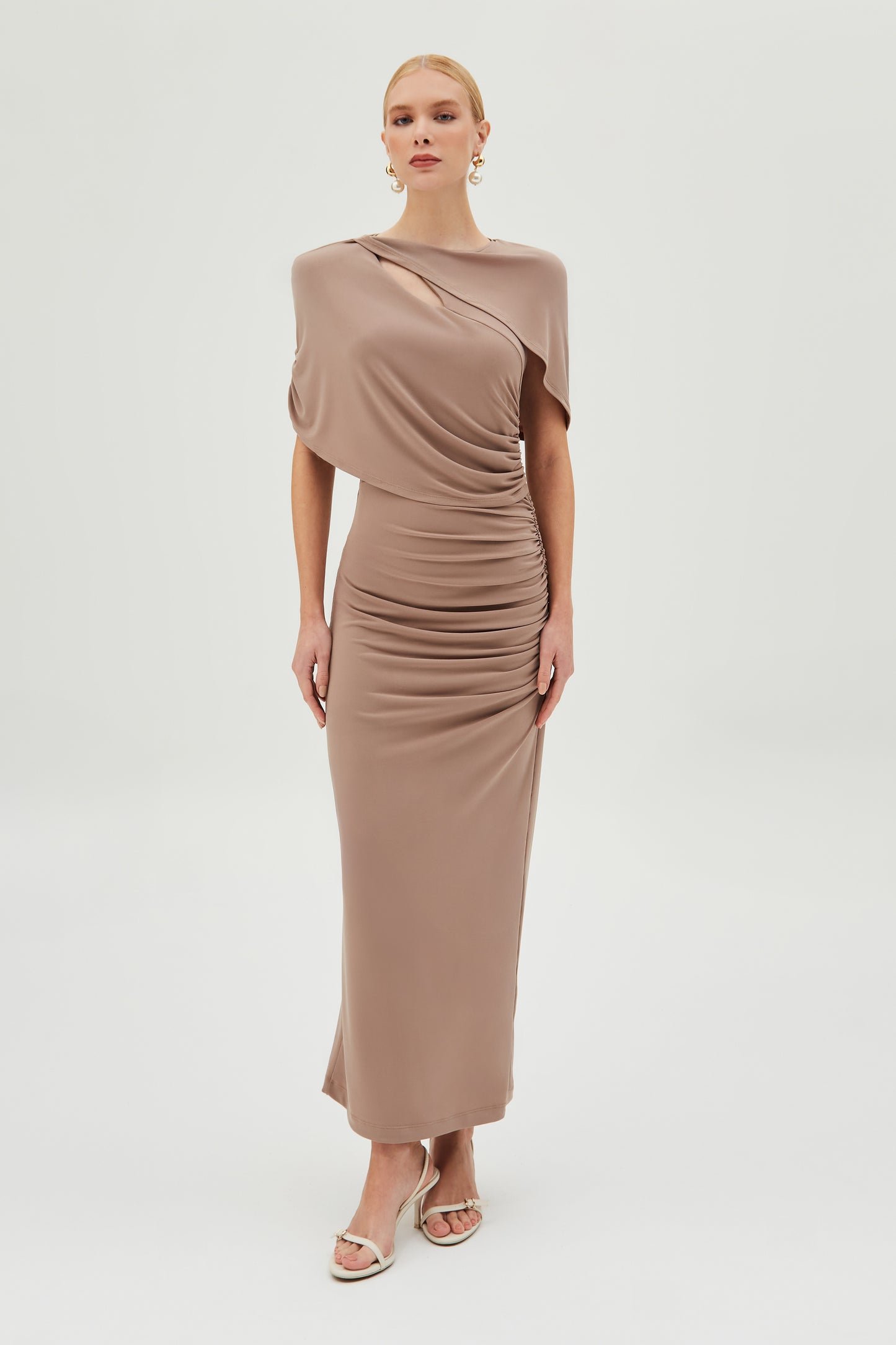 VESTIDO MIDI COM SOBREPOSICAO E ABERTURA COSTAS KAKI