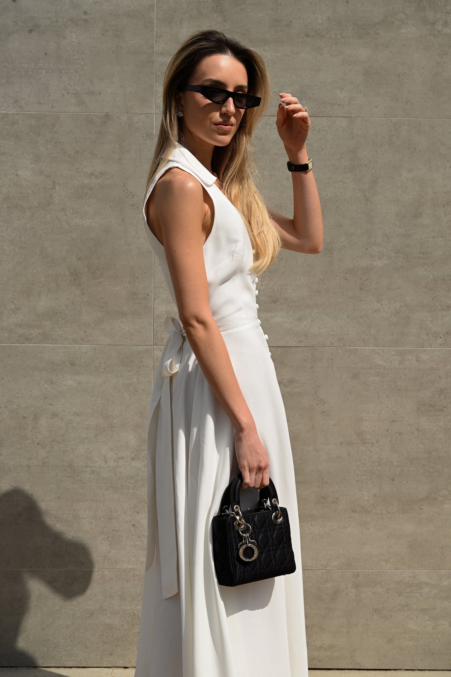 VESTIDO MIDI COM BOTOES FRONTAL ABERTURA COSTAS OFF WHITE