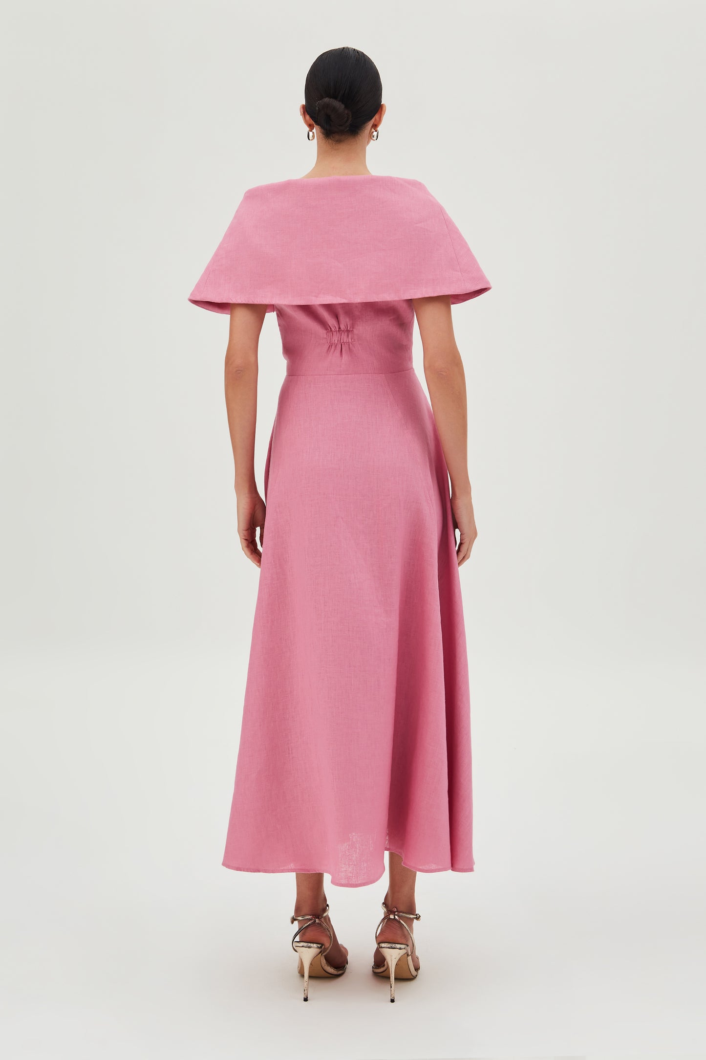 VESTIDO MIDI MAXI GOLA BOTOES VISTA E BARRA AMPLA ROSA AMARANTO