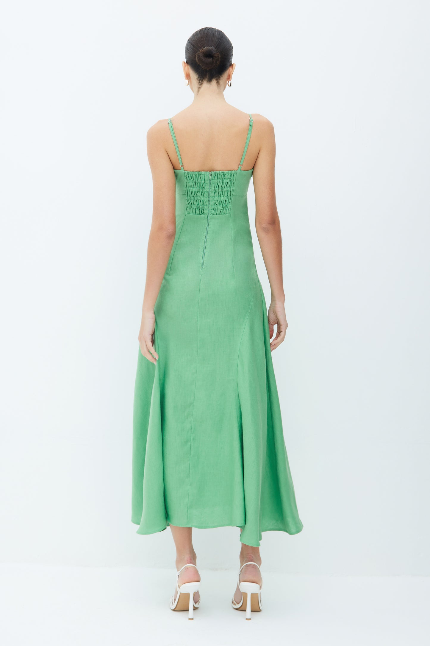 VESTIDO MIDI COM DRAPEADOS BUSTO E BARRA AMPLA VERDE FLORESTA