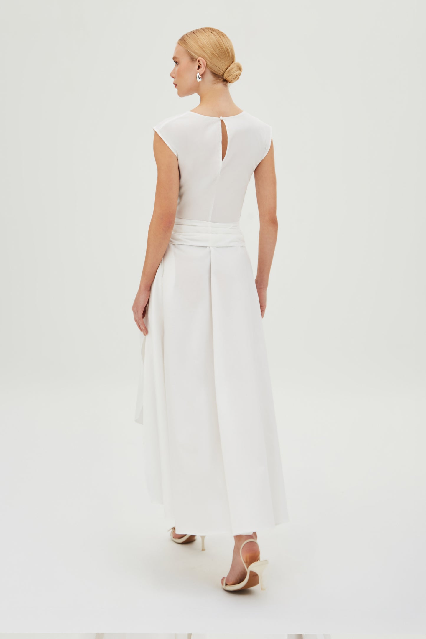 VESTIDO MIDI COM SOBREPOSICAO PARA AMARRACAO CINTURA OFF WHITE