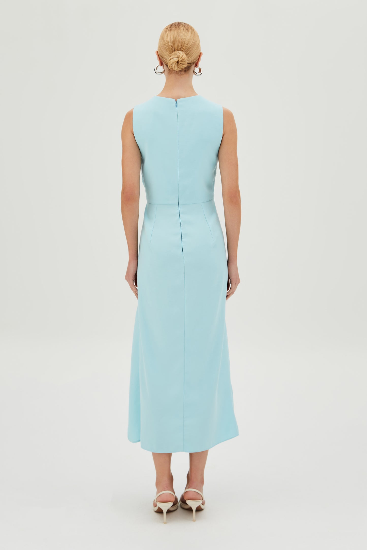 VESTIDO MIDI DRAPEADOS LATERAL E DETALHE ASSIMETRICO AZUL FRESH