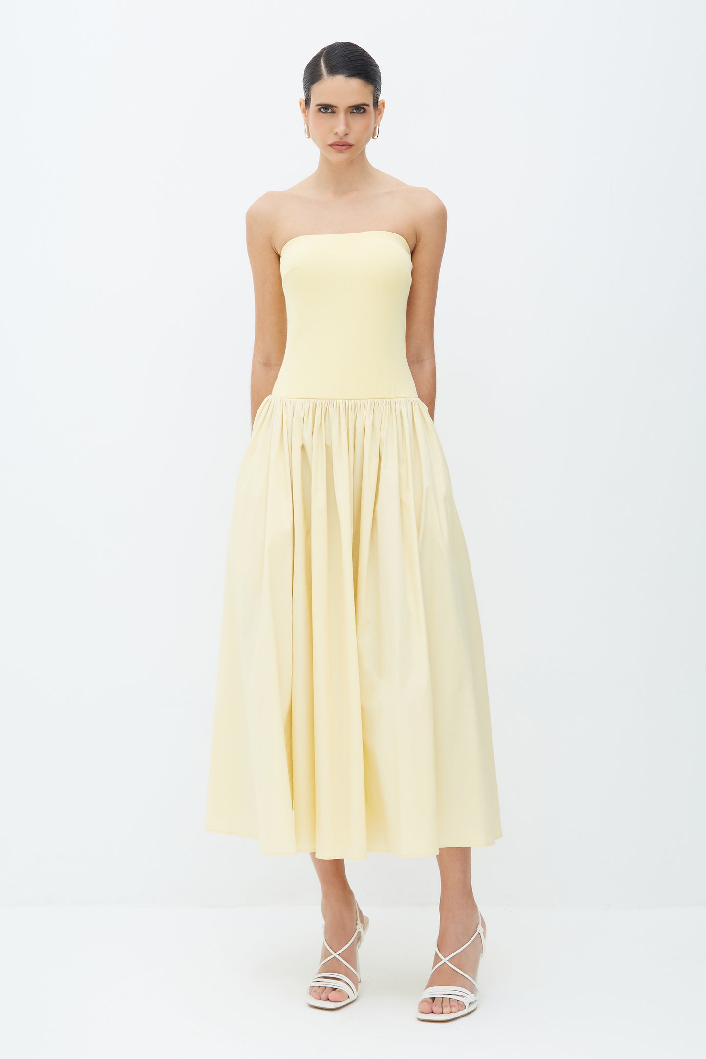 VESTIDO MIDI TOMARA QUE CAIA SAIA AMPLA E BOLSOS AMARELO MANTEIGA