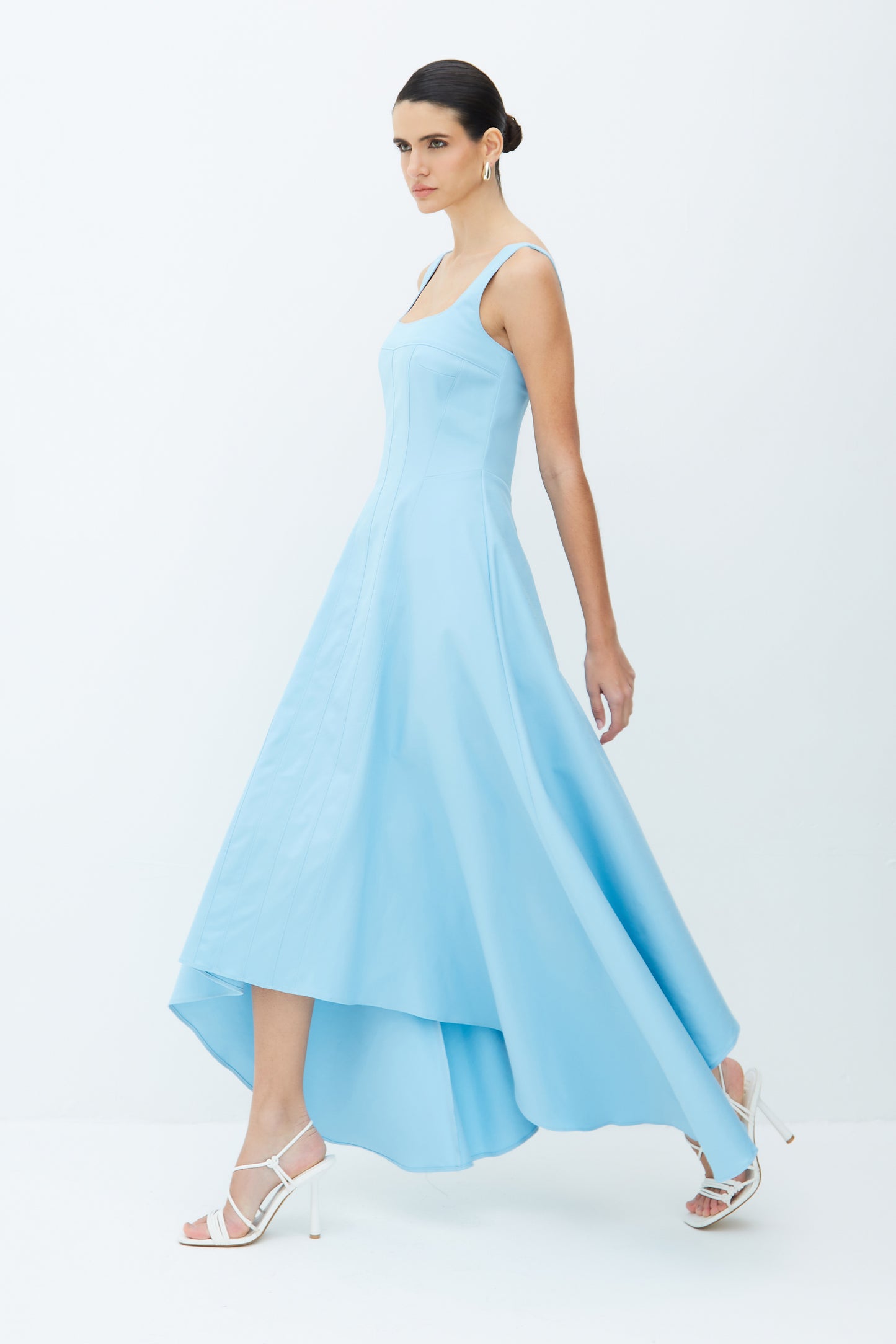 VESTIDO MIDI ALCA LARGA  RECORTESE BARRA ASSIMETRICA AZUL OCEANO