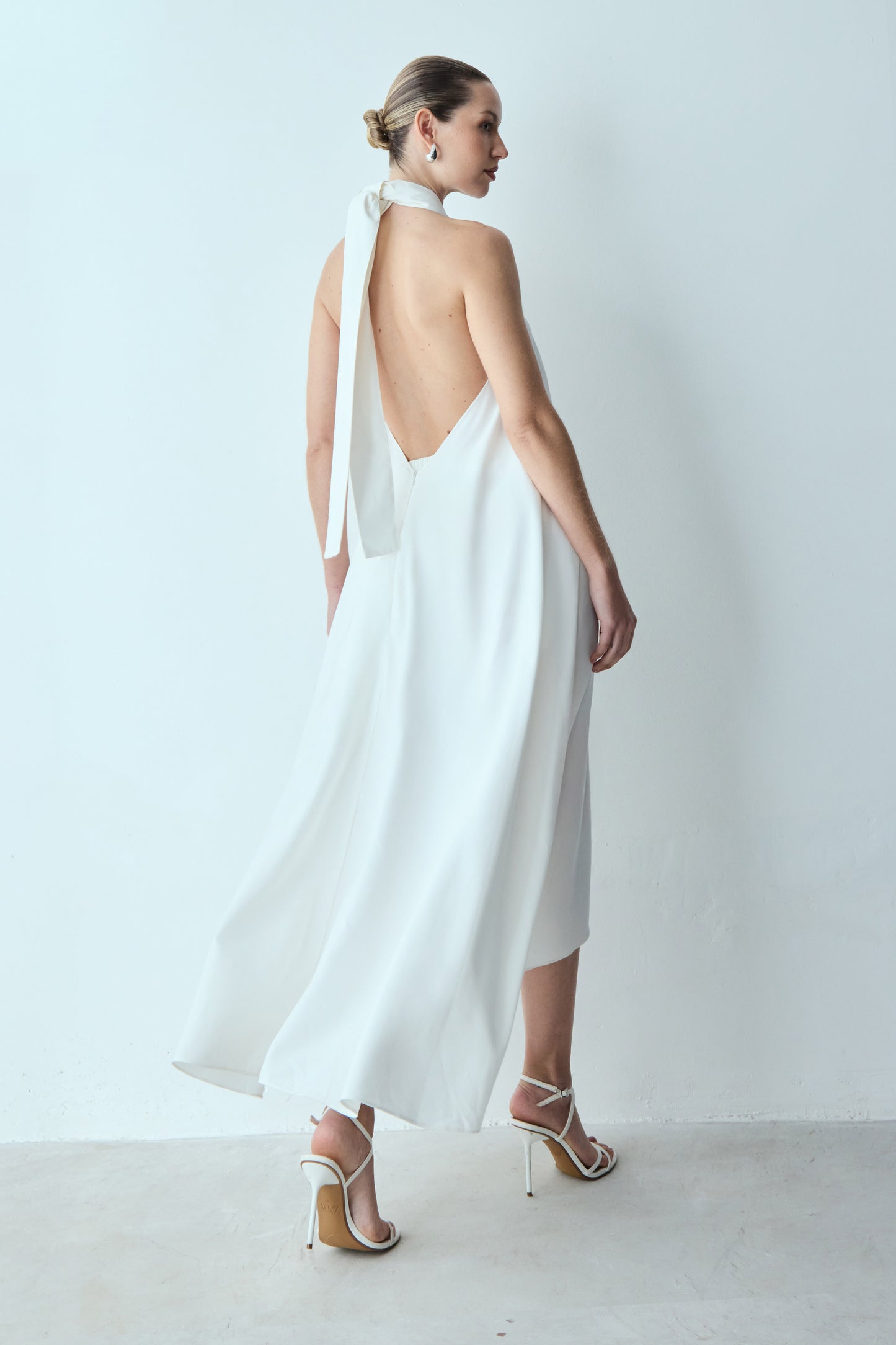 TUNICA FLUIDA COM AMARRACAO OFF WHITE